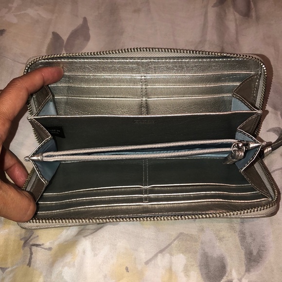 Coach Wallet - Picture 3 of 4